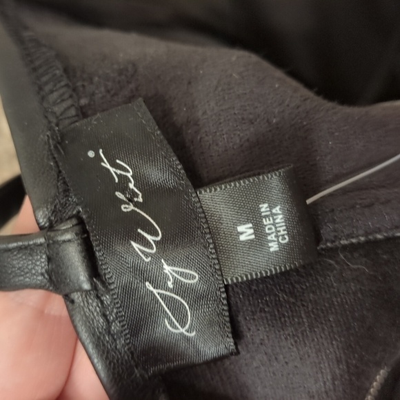 Say what? black faux leather sweetheart neckline rhinestone studded crop top - Picture 6 of 7